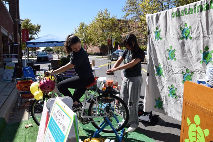 OS Ambassadors giving the Smoothie Bike a try