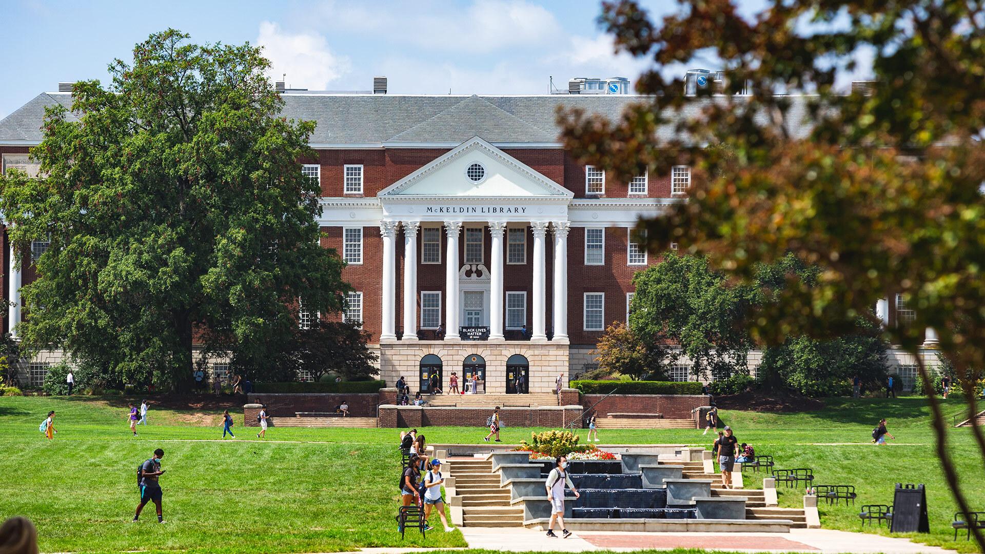 Students on McKeldin mall