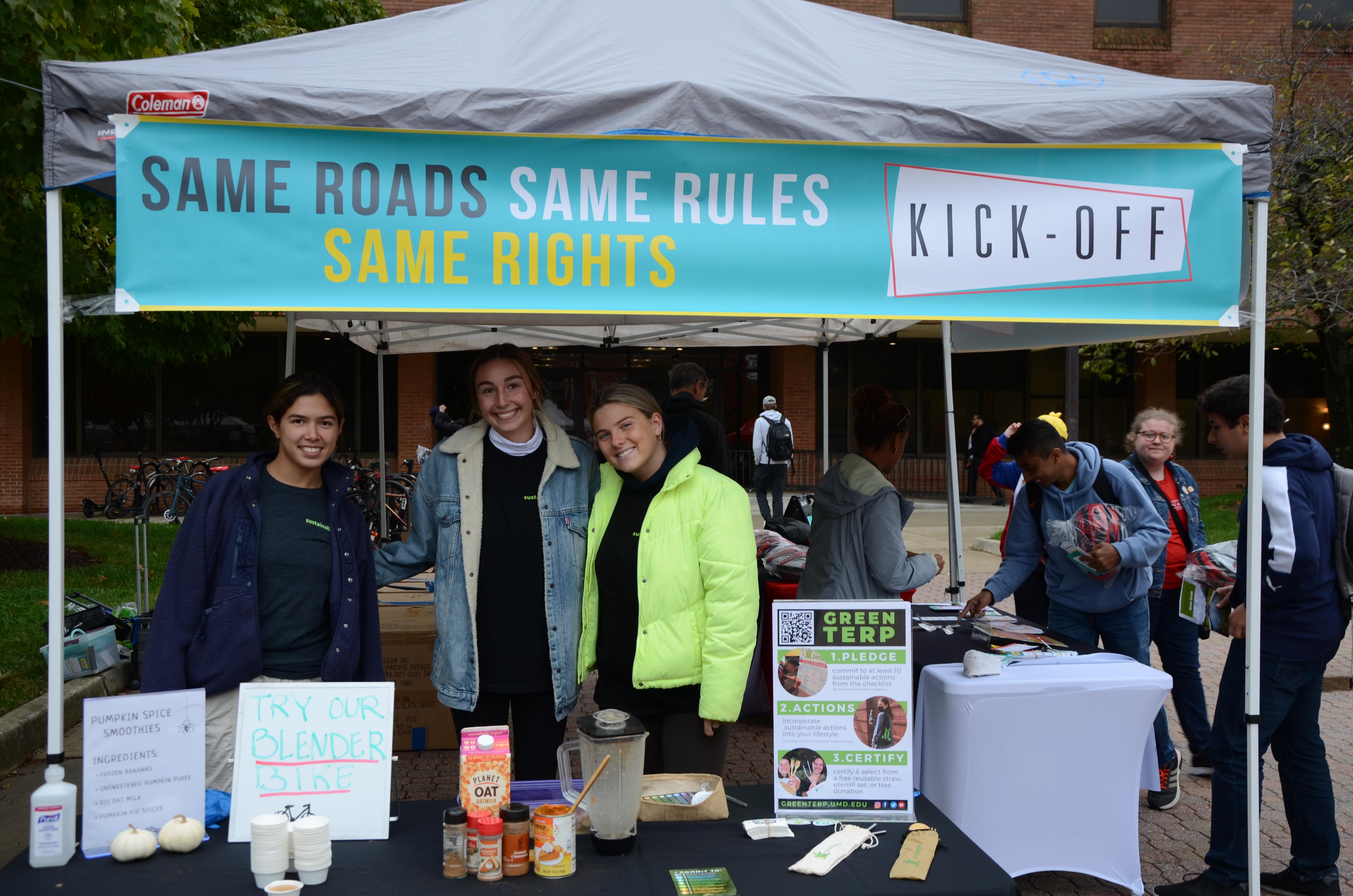 Students at table for Green Terp program 