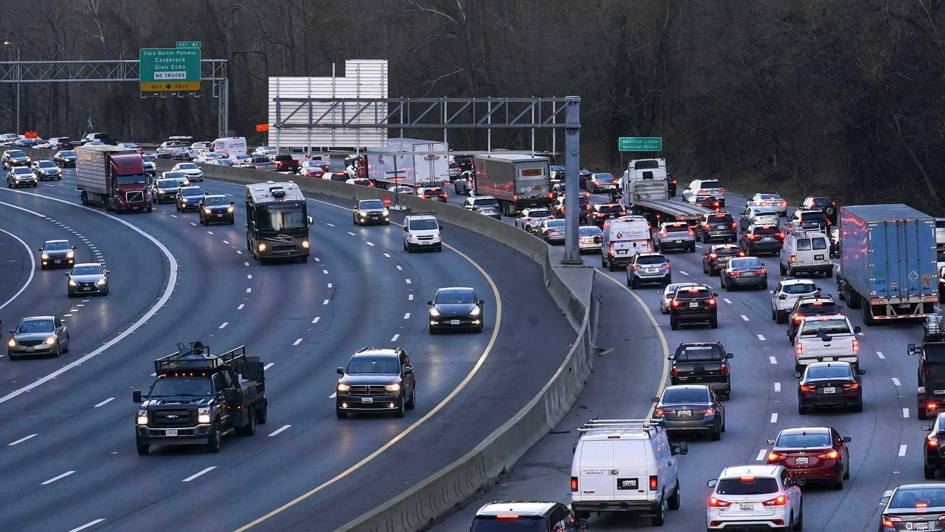 Traffic on Beltway (Photo from GettyImages)