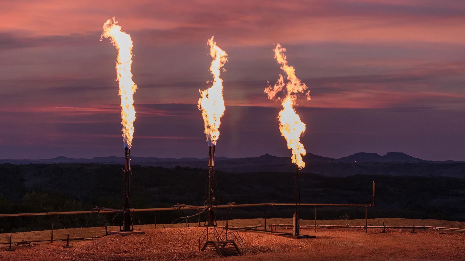 Natural gas flaring (PC: Shutterstock)