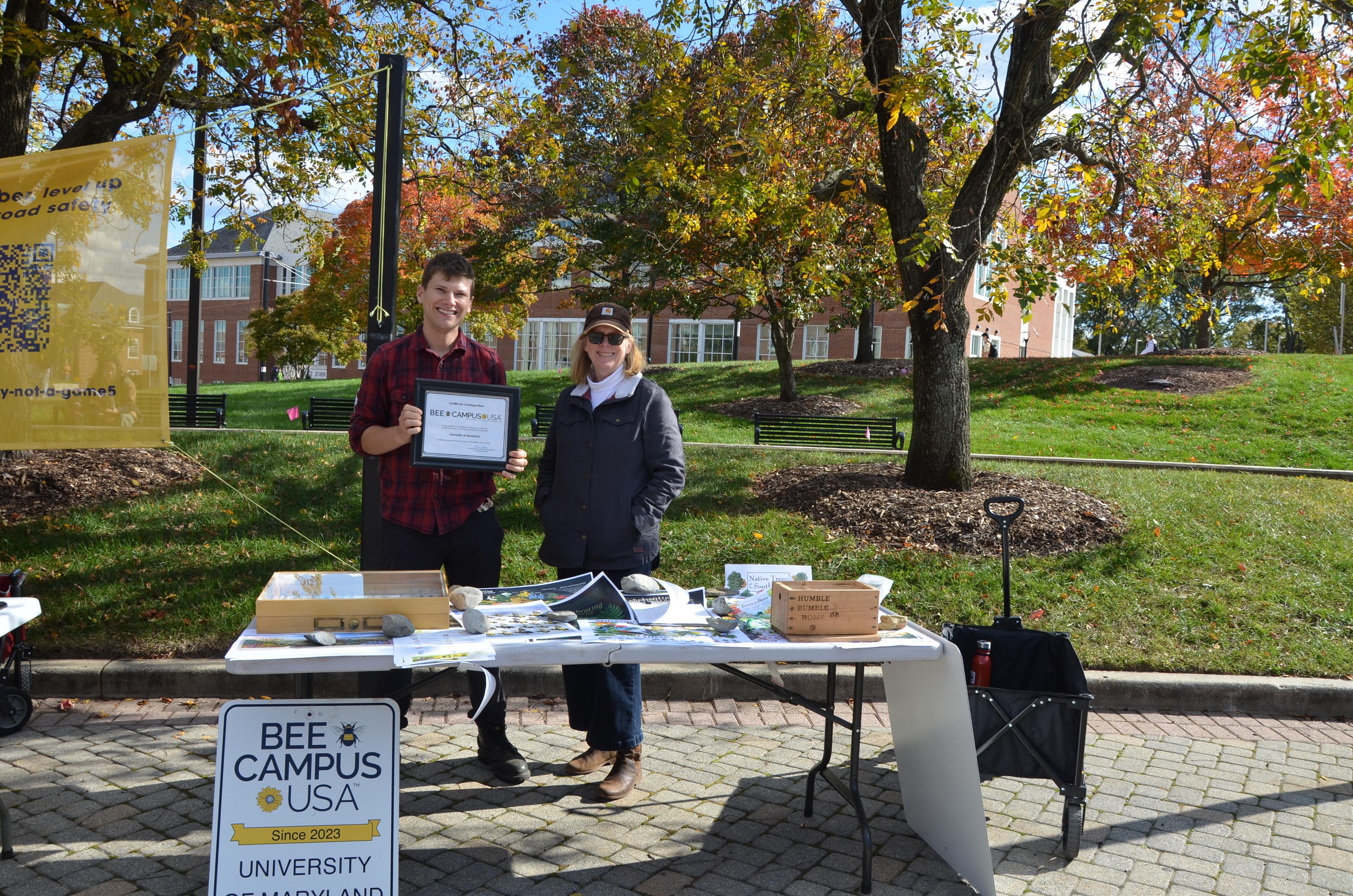 Bee Campus Committee